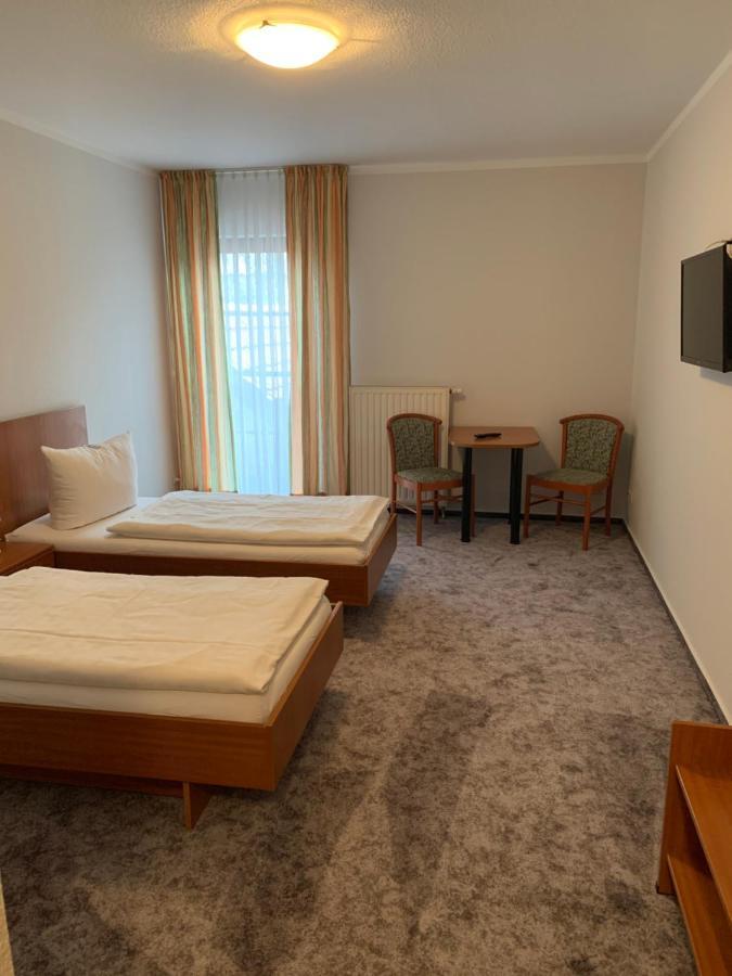 Hotel-Restaurant-Eiscafe Stadtmitte Bruck  Ngoại thất bức ảnh